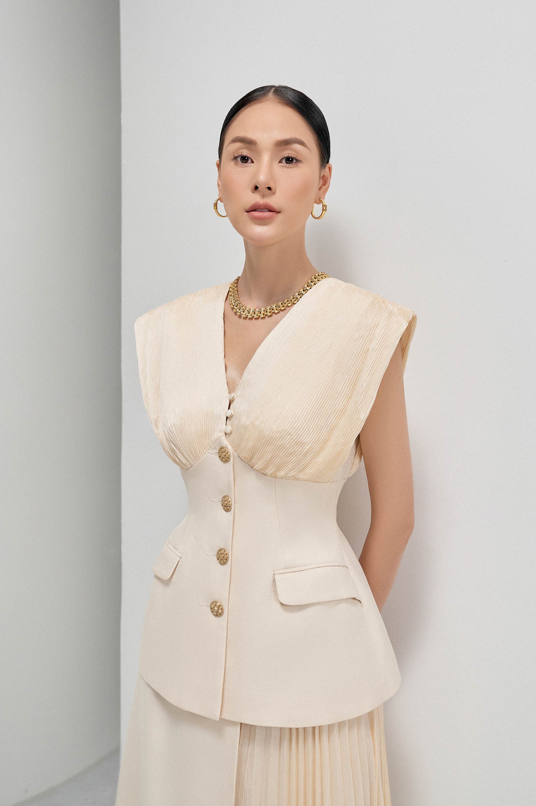 Ivory Grecian Radiance