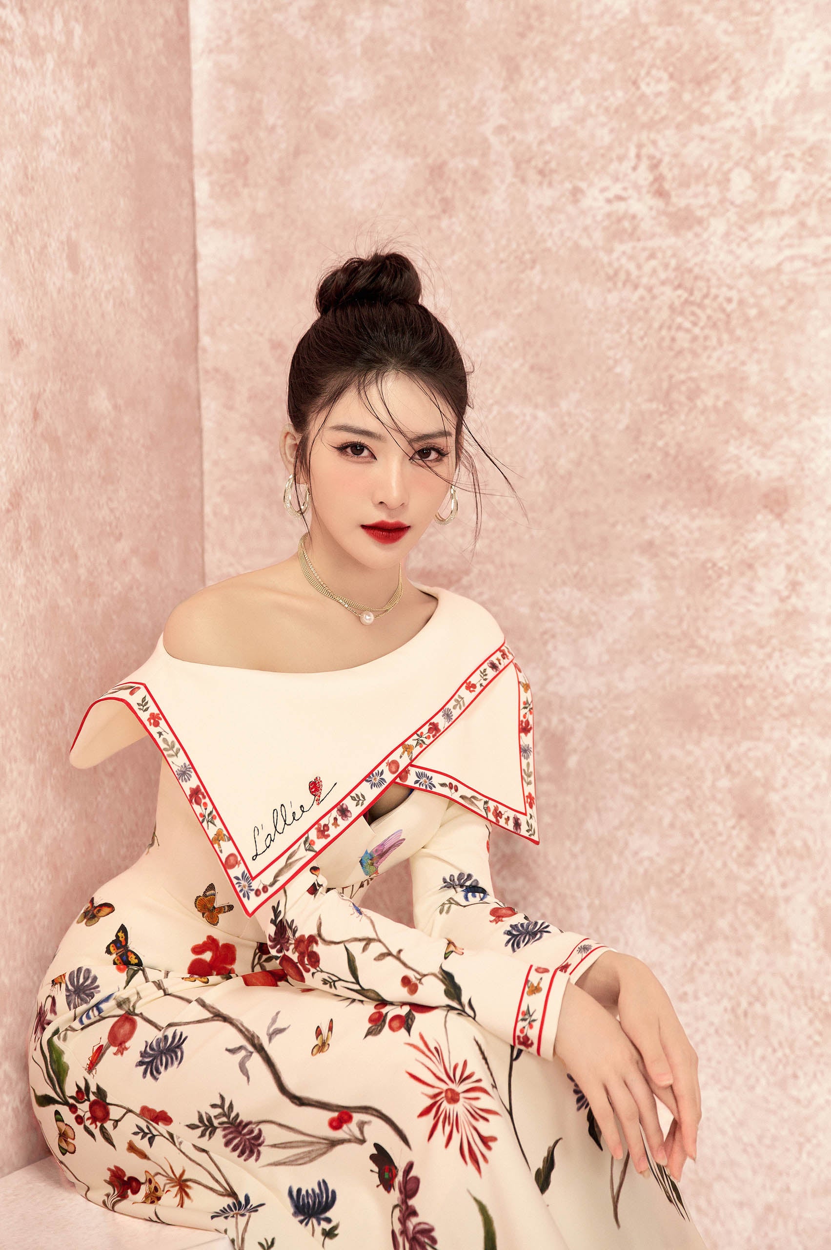 Elegant Letter Flower Dress